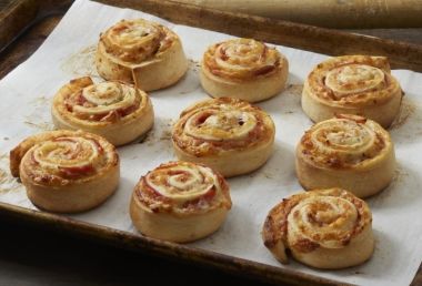 Puff Pastry Pinwheel Pizzas